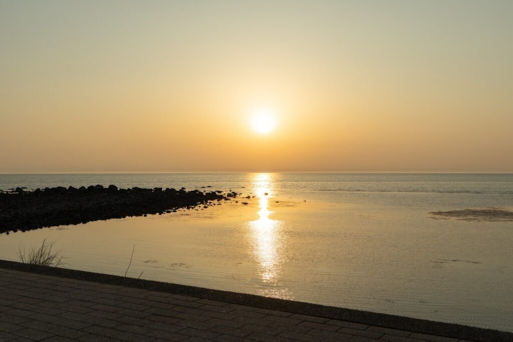 オーシャンビュー　秋田の夕日・海の見える別荘セントキルダ
