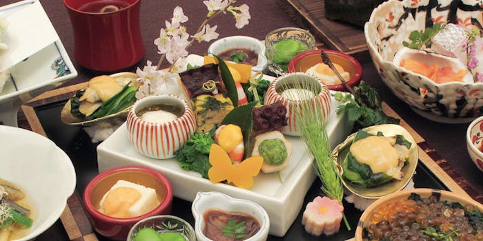 角館山荘 侘桜 囲炉裏料理