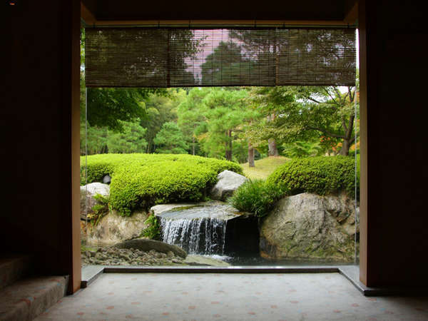 茶寮宗園 数寄屋造り 日本庭園