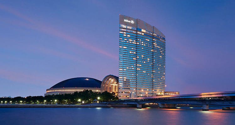 ヒルトン福岡シーホーク 福岡PayPayドーム 博多湾 夜景