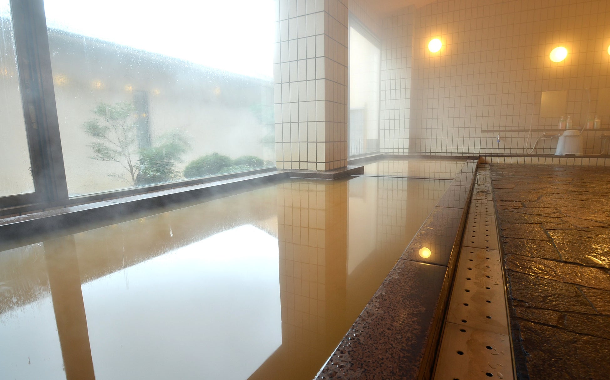 tanoshic resort 西紀荘 バギー 温泉