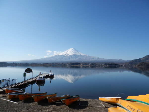夢見る河口湖コテージ戸沢センター 湖畔 富士山