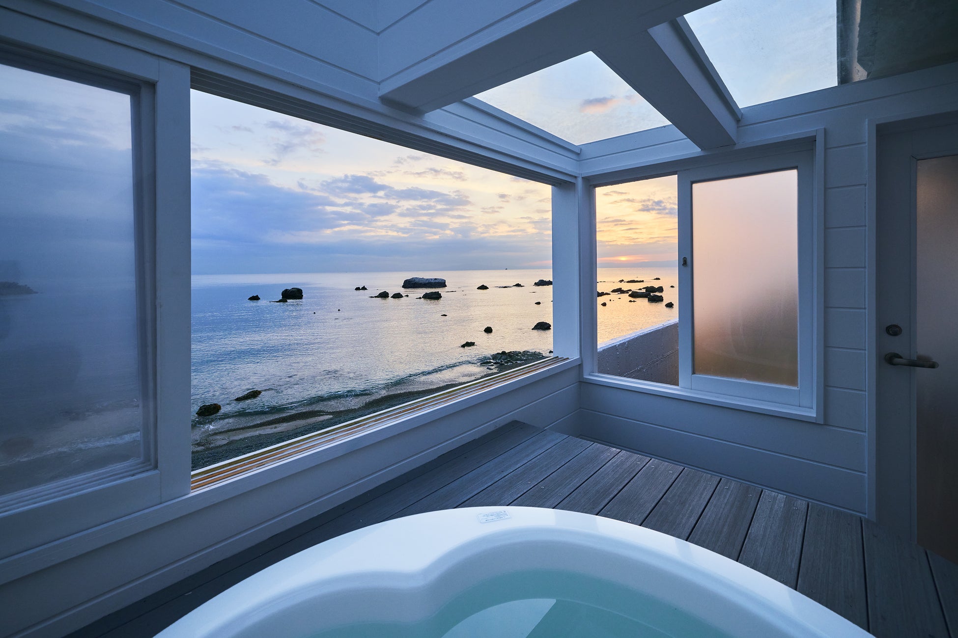HAYAMA Funny house