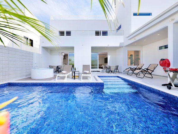 クリスタルヴィラ白浜