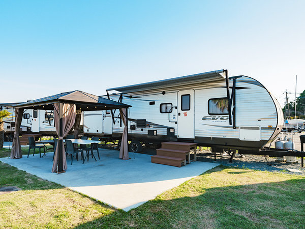 THE TRAILERHOUSE VILLAGE 天草 MARINA