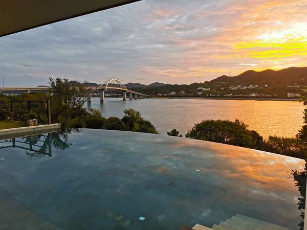 瀬底山水 瀬底島 インフィニティプール