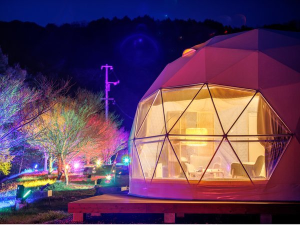 レドンド秋吉台 グランピング