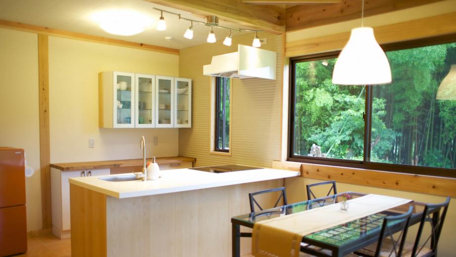 コンドミニアム キッチン リビング