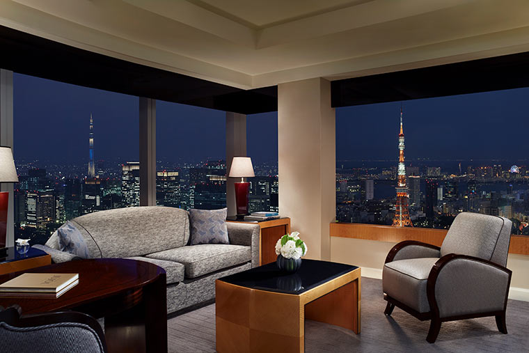 ザ・リッツ・カールトン東京 客室 夜景