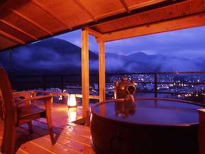 今宵 天空に遊ぶ しょうげつ 客室露天風呂