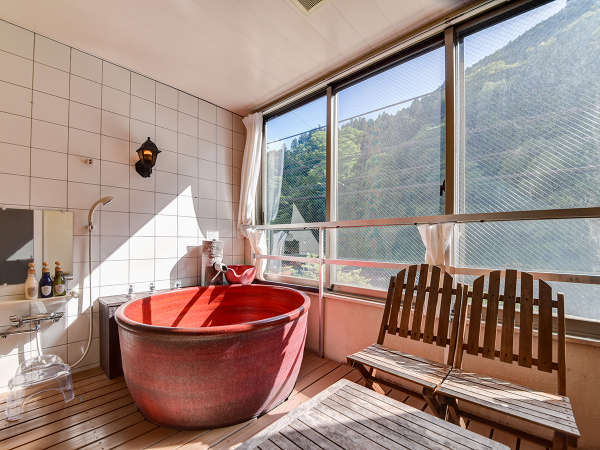 湯原温泉 我無らん 全室露天風呂付き バリ風