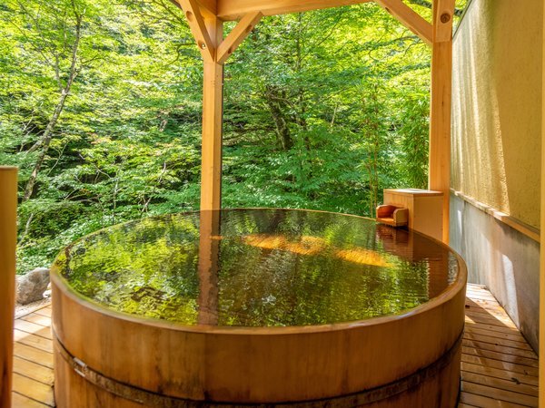 塩の湯温泉 蓮月 客室露天風呂