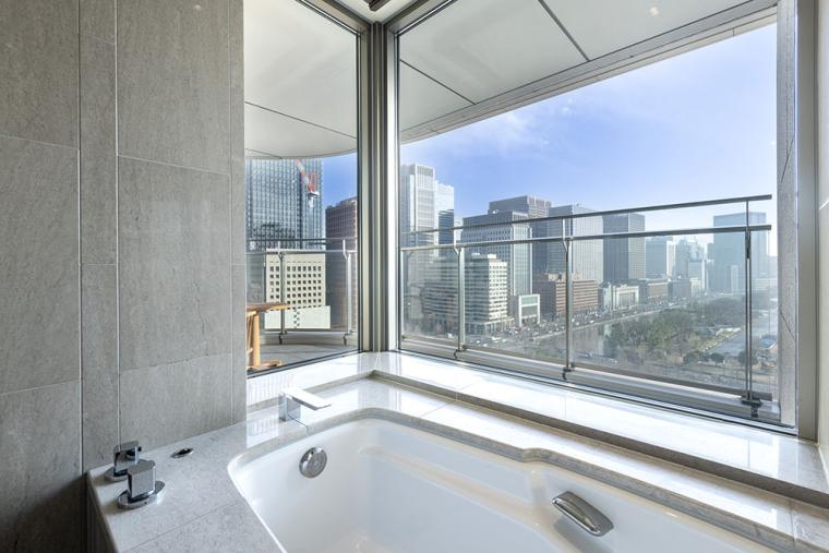 パレスホテル東京 皇居ビュー バルコニー