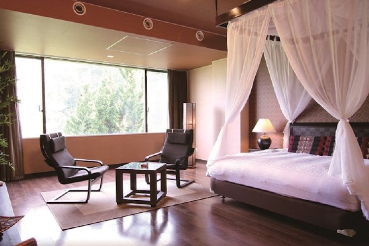 ブリーズベイ シーサイドリゾート松島 バリ風 内装