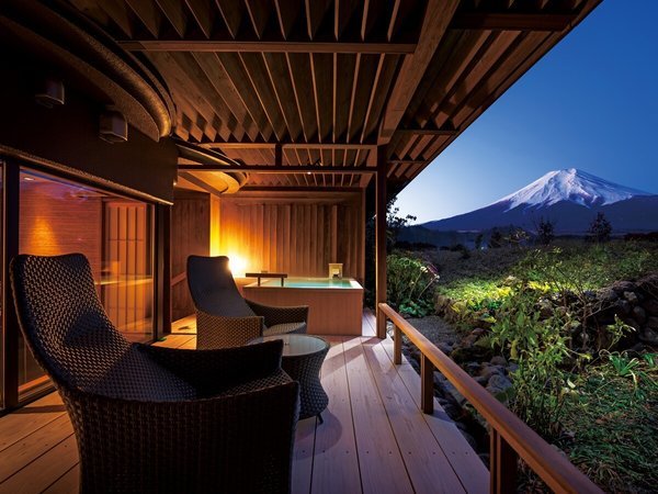 富士山温泉 別墅然然 露天風呂