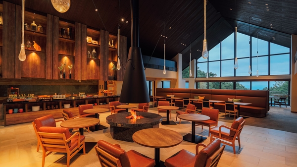 THE KEY HIGHLAND NASU オールインクルーシブ 暖炉 ラウンジ