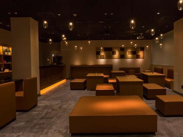 雨庵 金沢 ラウンジ