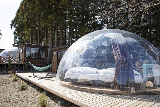 高滝湖グランピングリゾート ドームテント 廃校